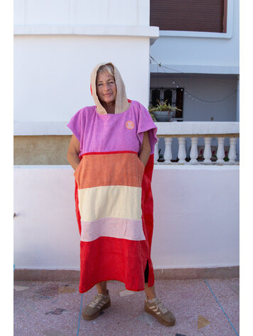 Pray For Waves Friendly Poncho Maoui