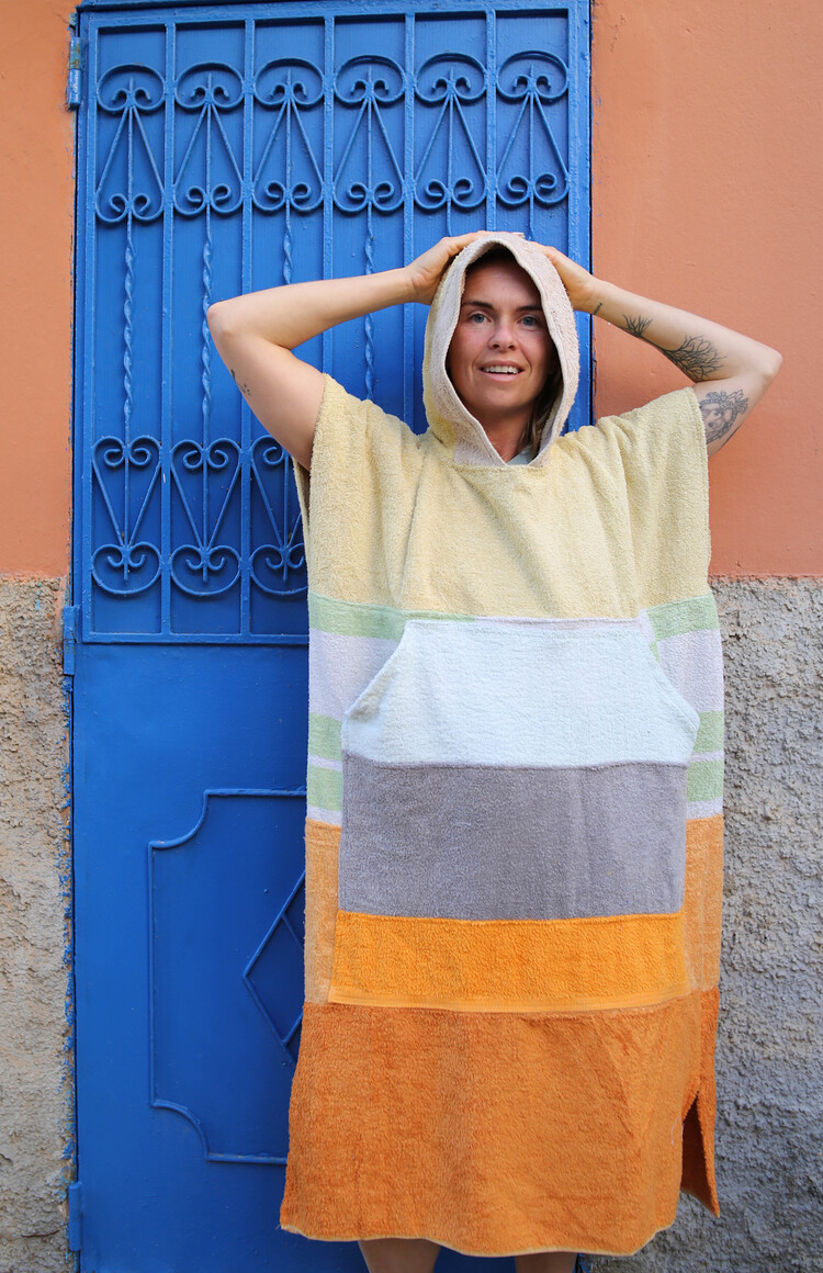 Pray For Waves Friendly Poncho Olo