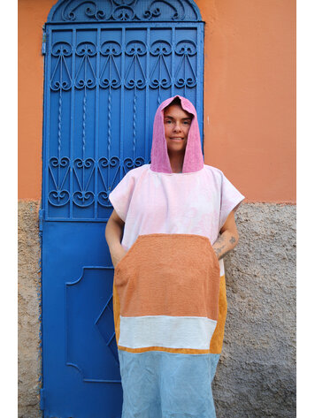Pray For Waves Friendly Poncho Laguna