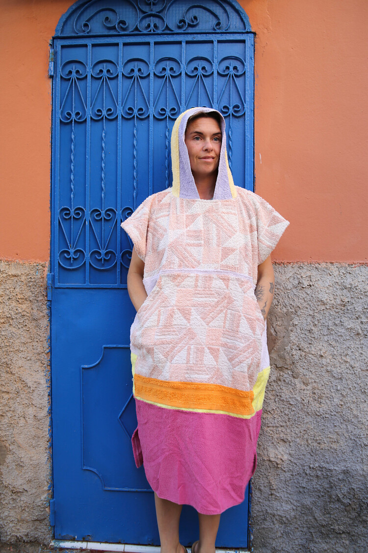 Pray For Waves Friendly Poncho Havana