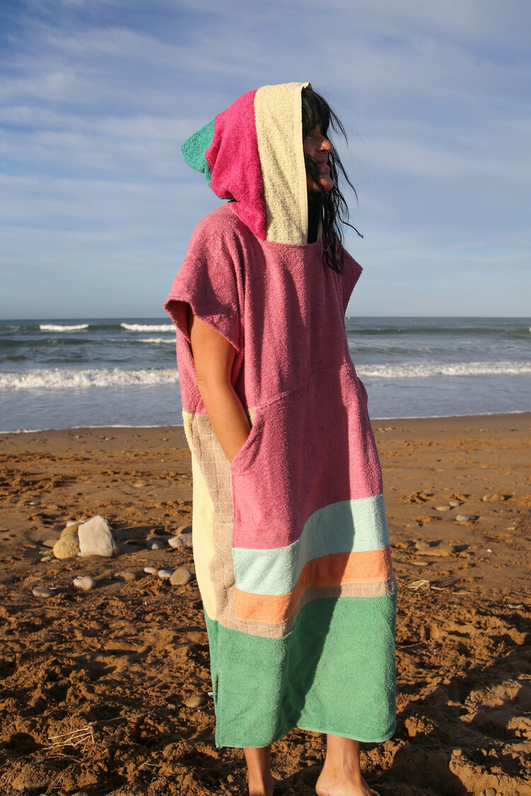 Pray For Waves Friendly Poncho Mangomist