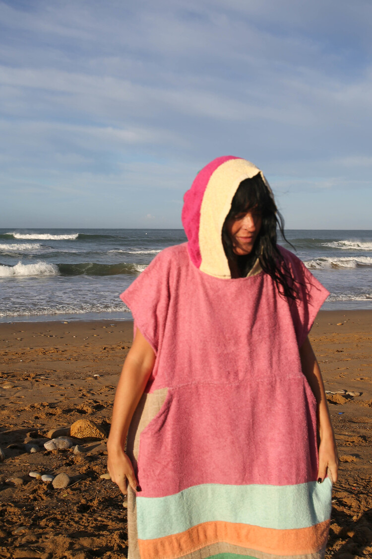 Pray For Waves Friendly Poncho Mangomist