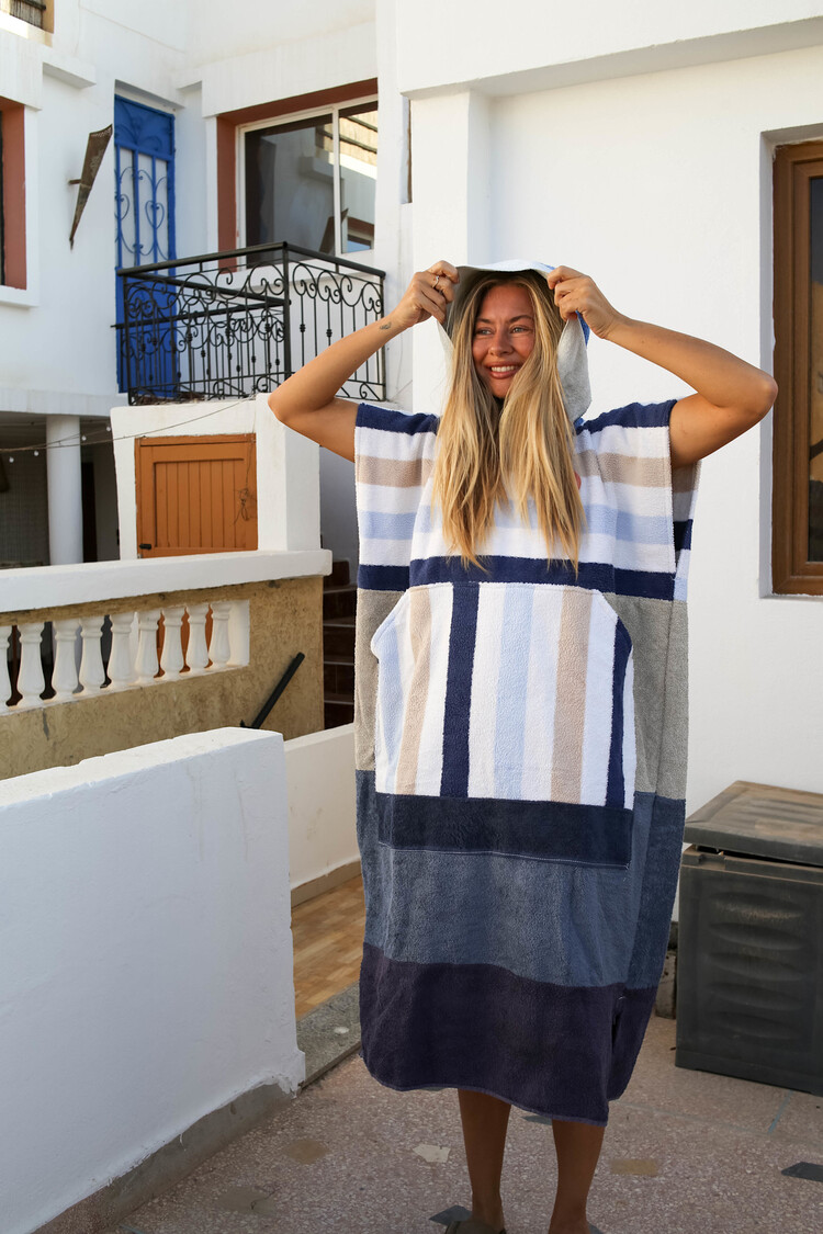 Pray For Waves Friendly Poncho Many Bay