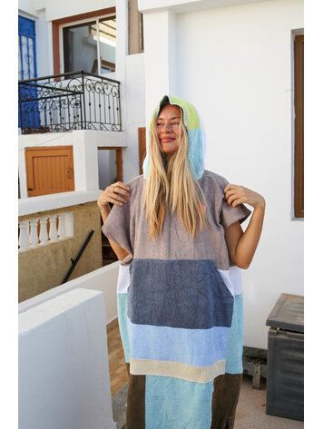 Pray For Waves Friendly Poncho Sopela