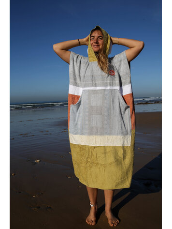 Pray For Waves Friendly Poncho Tiki Breeze