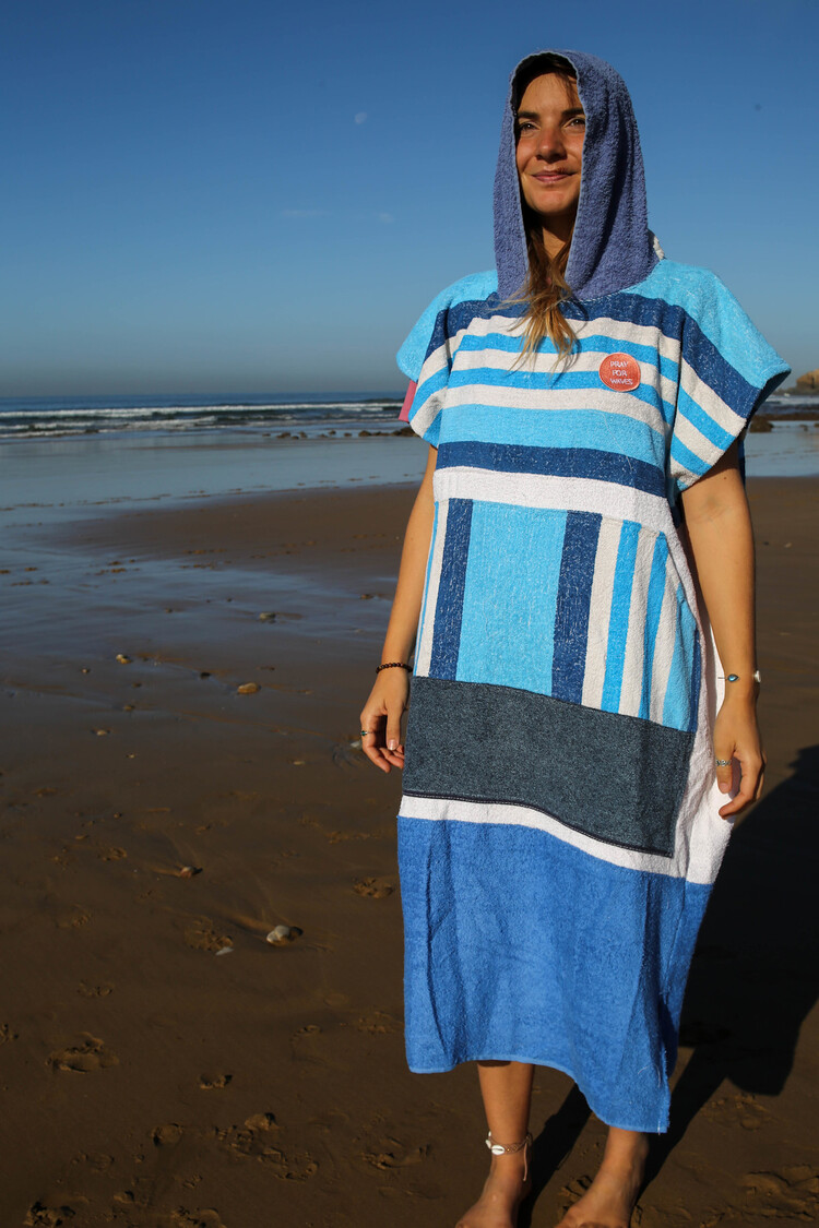 Pray For Waves Friendly Poncho Nalu Nectar