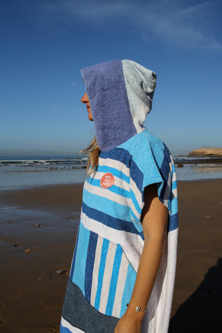 Pray For Waves Friendly Poncho Nalu Nectar