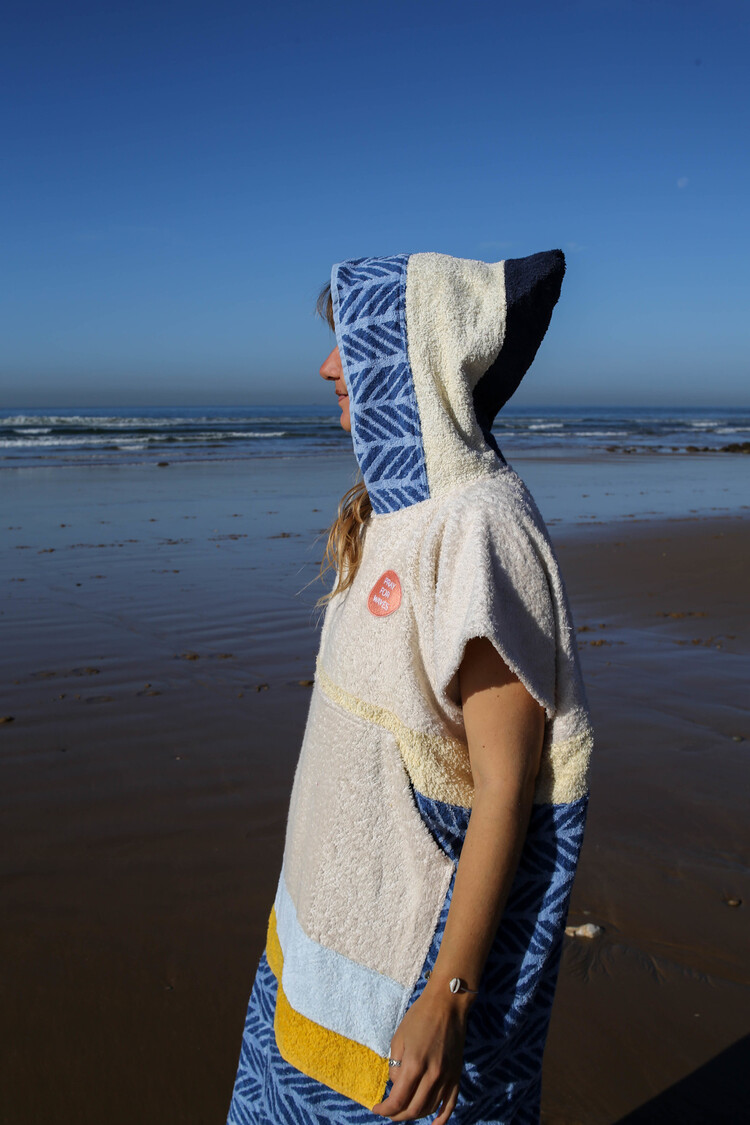 Pray For Waves Friendly Poncho Kailani