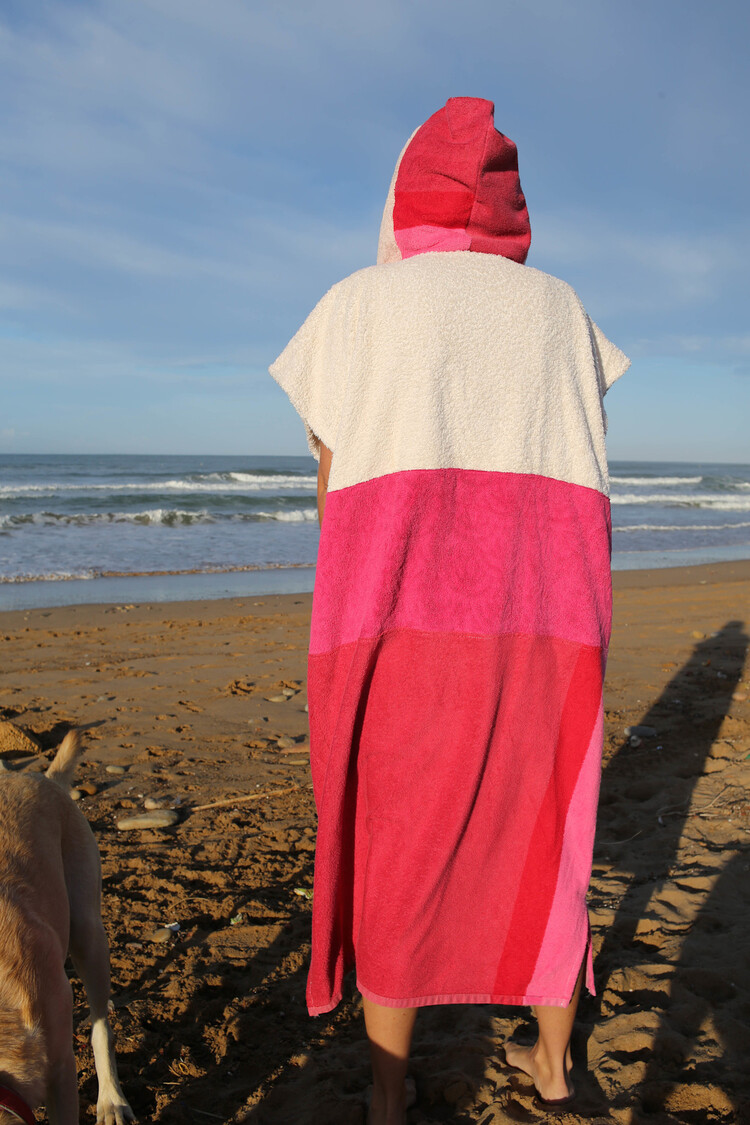 Pray For Waves Friendly Poncho Berry Breeze