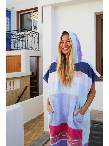 Pray For Waves Friendly Poncho Costa Rica