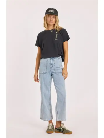 Sisstrevolution Daybreak Crop Tee Vintage black