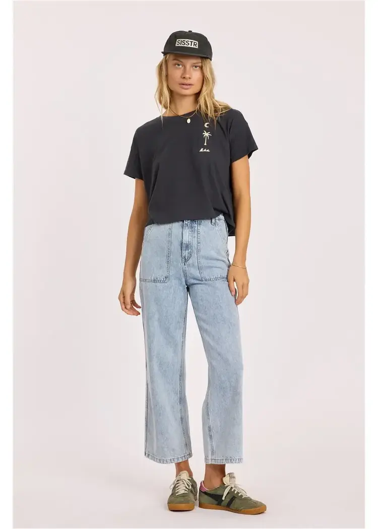 Sisstrevolution Daybreak Crop Tee Vintage black