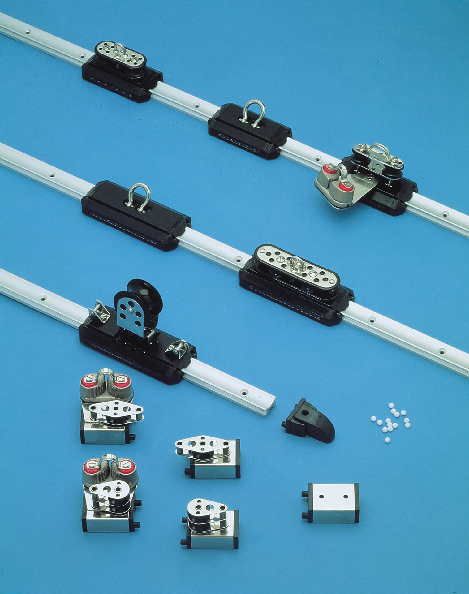 Set Delrin kogels voor overloopwagens serie 24xxxx (L=115mm) (62 x Ø1/4)