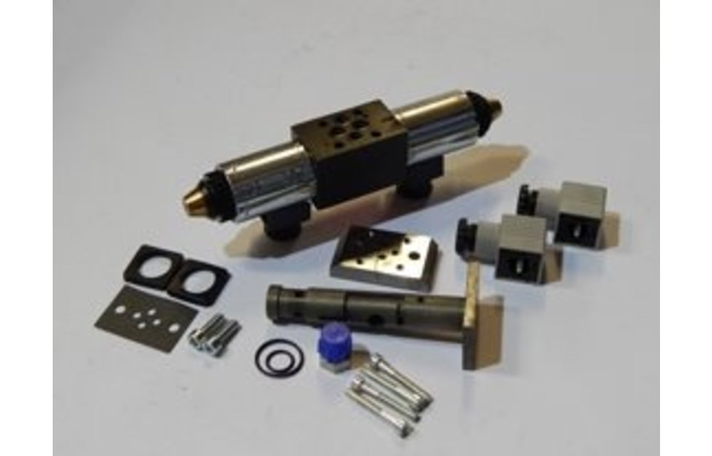Technodrive Elektrisch schakelsysteem 24V retrofit voor TM93-TM265