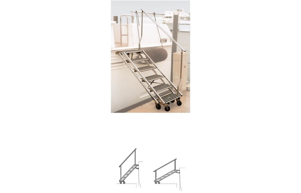 Tracy 4 step boarding stair