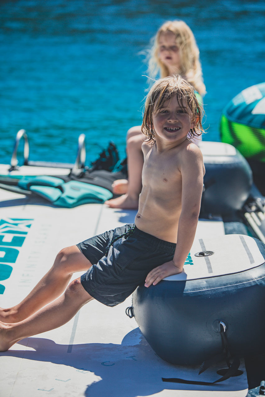 Jobe Infinity Island Opblaasbaar Platform met Pomp