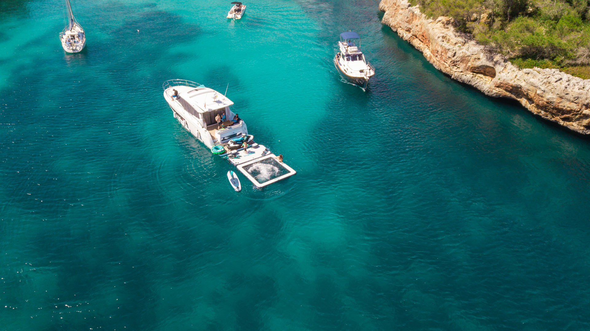 Jobe Infinity Island Opblaasbaar Platform met Pomp