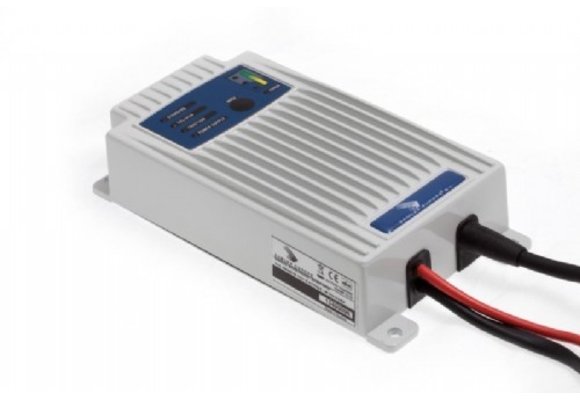 SAMLEX Waterdichte acculader CHAMP 12V30A