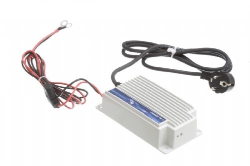 SAMLEX Waterdichte acculader CHAMP 24V5A