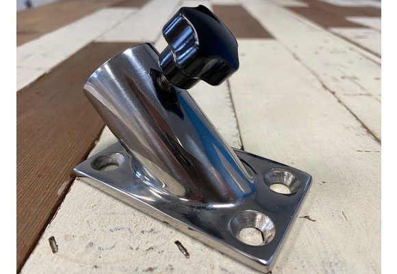 Vlaggenstokhouder RVS recht model 45° 81x42x45mm voor 25mm vlaggenstok