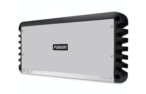 Fusion SG-24DA61500 6-kanaals 24 Volt versterker