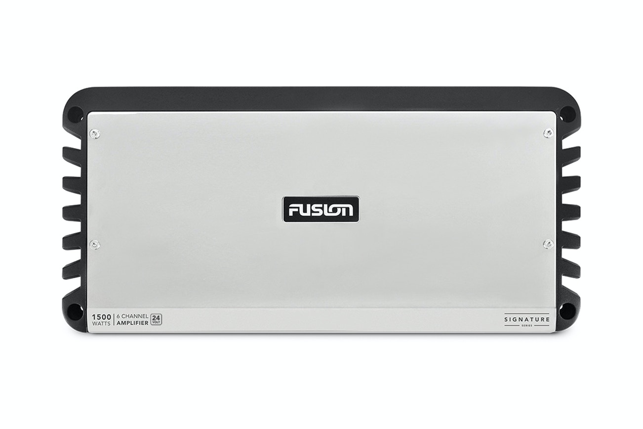 Fusion SG-24DA61500 6-kanaals 24 Volt versterker