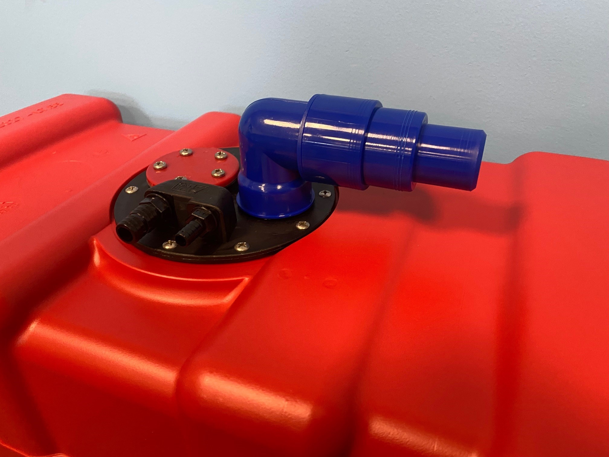 Kunststof inbouw brandstoftank 55 liter