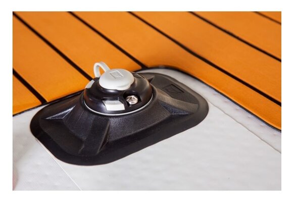 Monteerbare hulpstukken voor opblaasboot