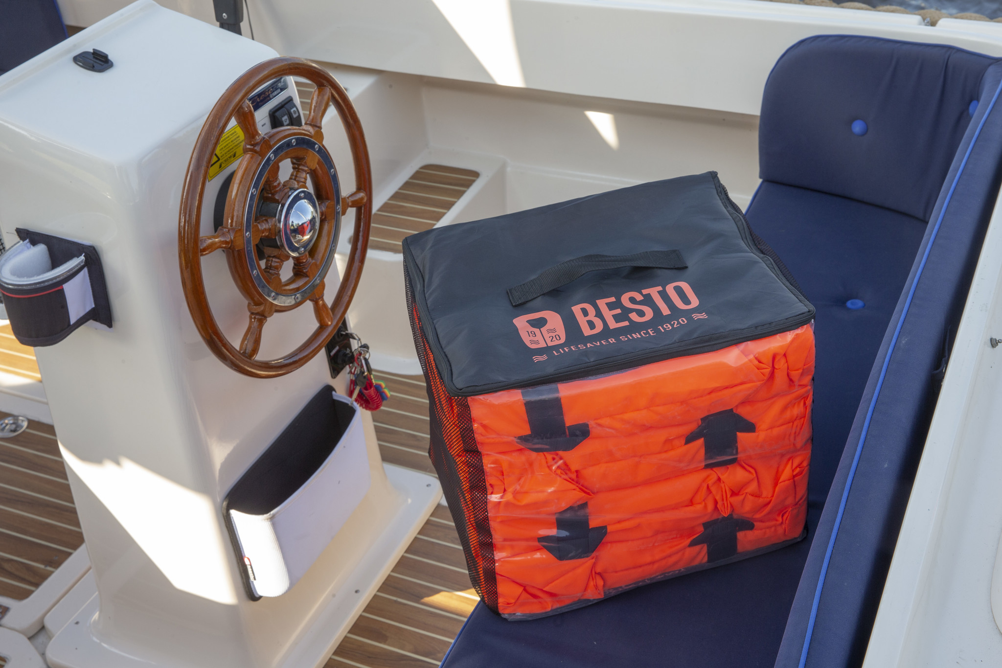 4 Besto Reddingsvesten in een tas