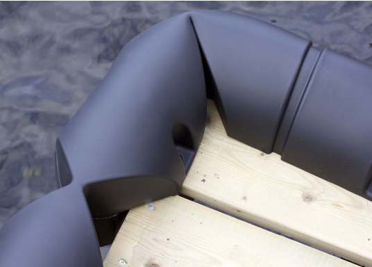 Steigerfender Hoekmodel | Zwart