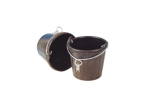 Rubber puts, 7,5l, met gegalvaniseerde beugel en puntkous