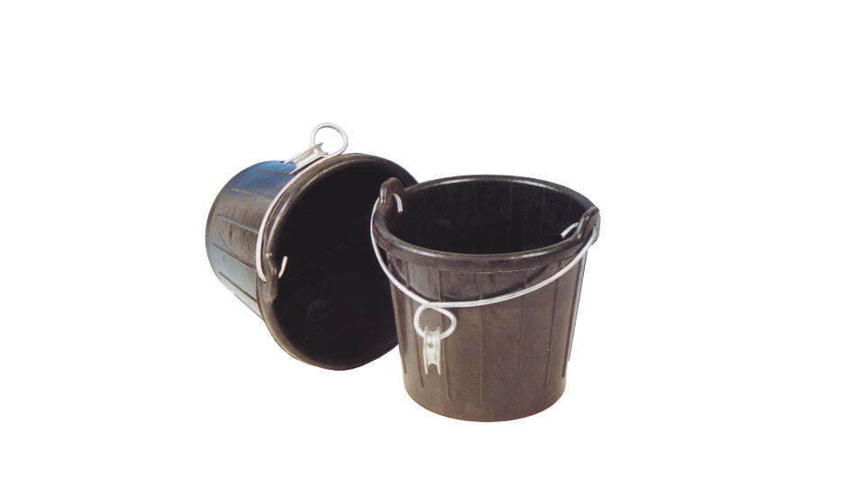 Rubber puts, 7,5l, met gegalvaniseerde beugel en puntkous