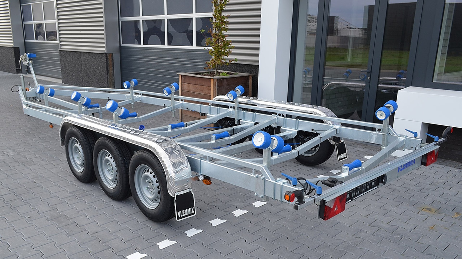 Vlemmix Boottrailer "S" | 8,4 m (as 3×1500 kg)