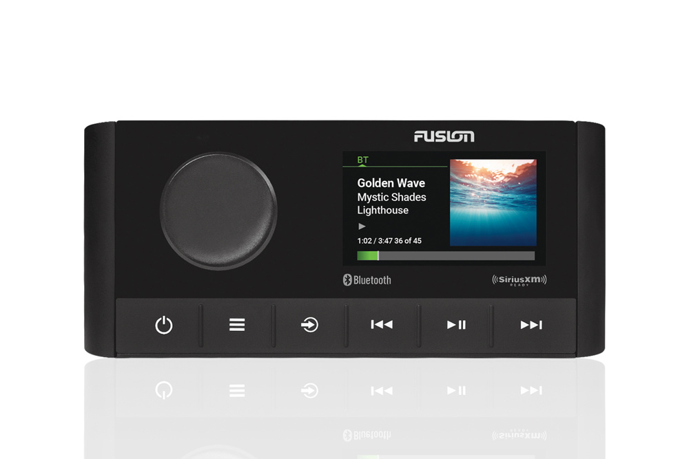 Fusion MS-RA210, DSP/FM/USB/BT/NMEA200