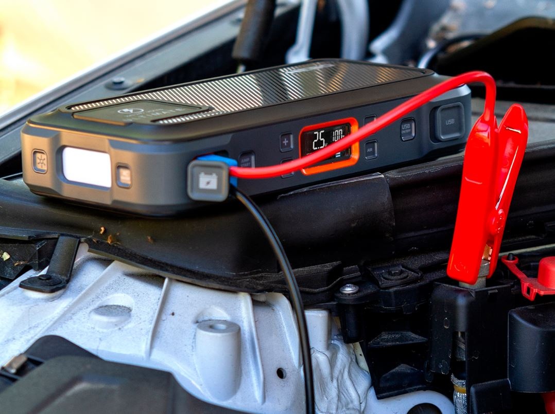 Jump starter / compressor / Ultimate