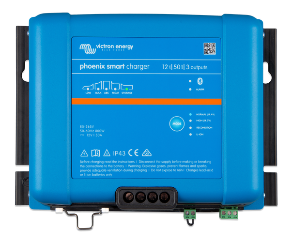 Phoenix Smart IP43 Charger 12/30 (3) 120-240V