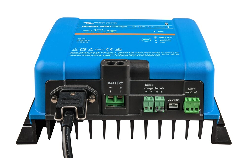 Phoenix Smart IP43 Charger 24/16 (1+1)