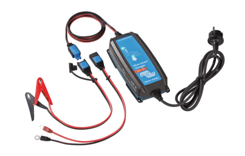 Blue Smart IP65 Charger 12/7 + DC connector