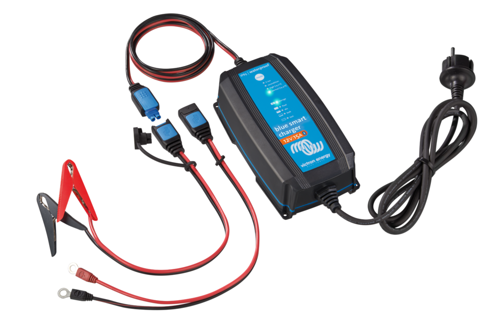 Blue Smart IP65 Charger 12/15 + DC connector