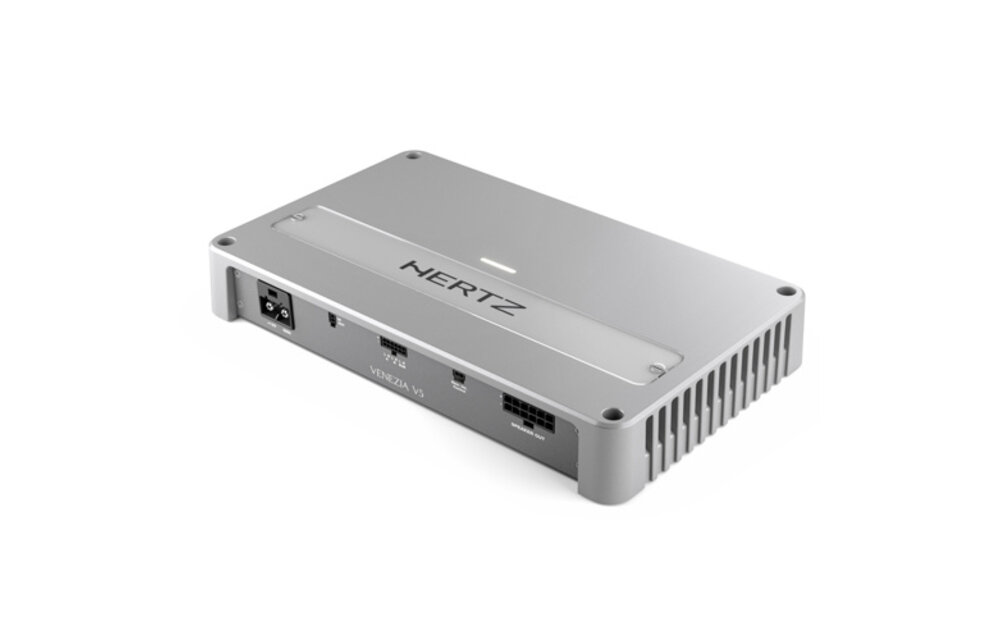 Hertz - VENEZIA V5C - Marine Hi-Res compact D-Class 4-kanaals versterker 1010 Watt