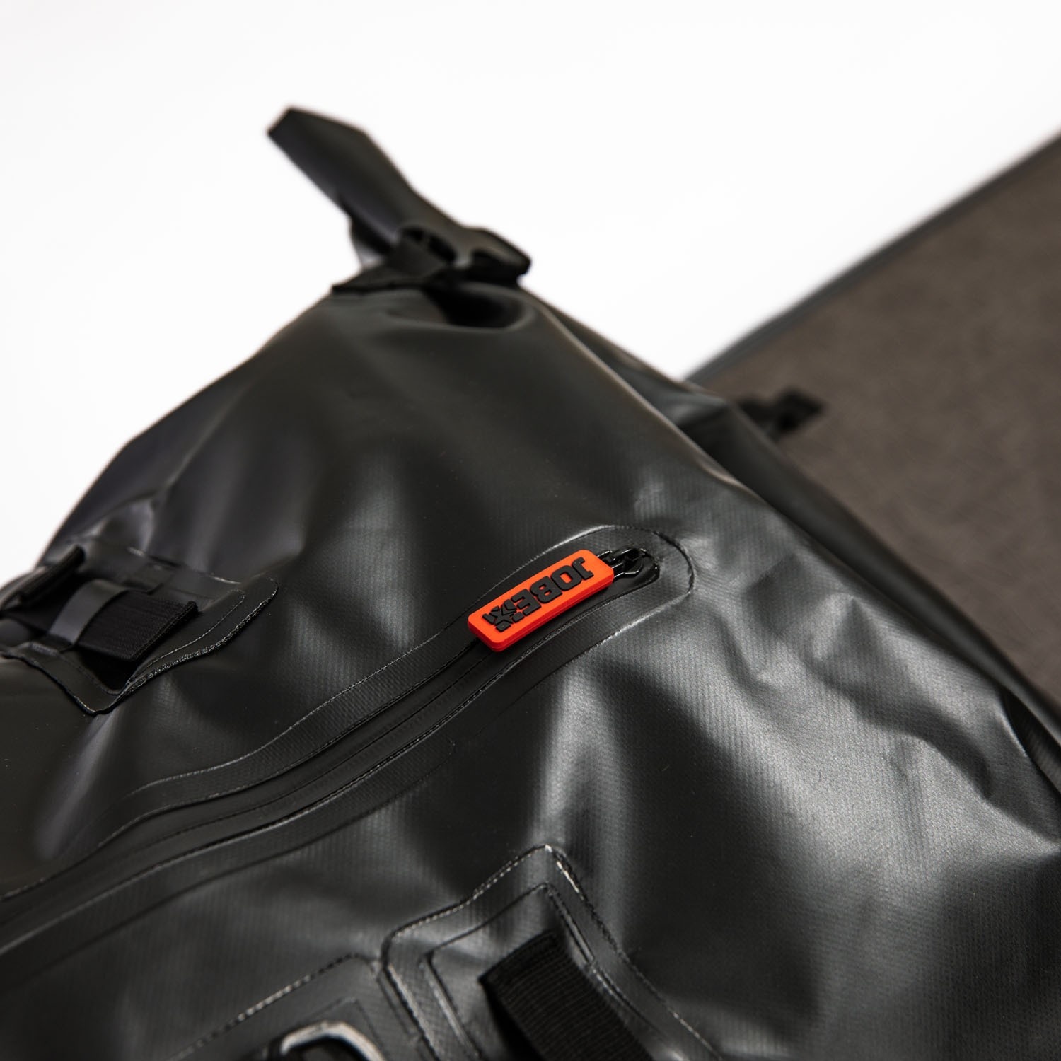 BRABUS x Jobe Shadow 11.6 Limited Edition Opblaasbaar SUP Board Pakket