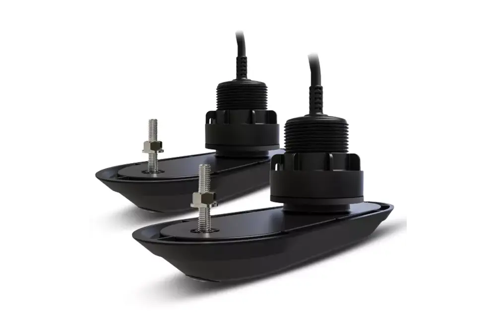 Raymarine Pakket bestaande uit RV320 RealVision 3D kunststof thru-hull tranducers (stuur-en bakboord), (>14°/ <26°)°, 2x 2mtr, Y-kabel en 8mtr verleng. Directe aansluiting Axiom RV