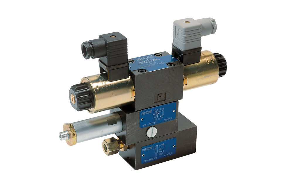 VETUS Twee-traps "load sensing'' stuur- en regeleenheid