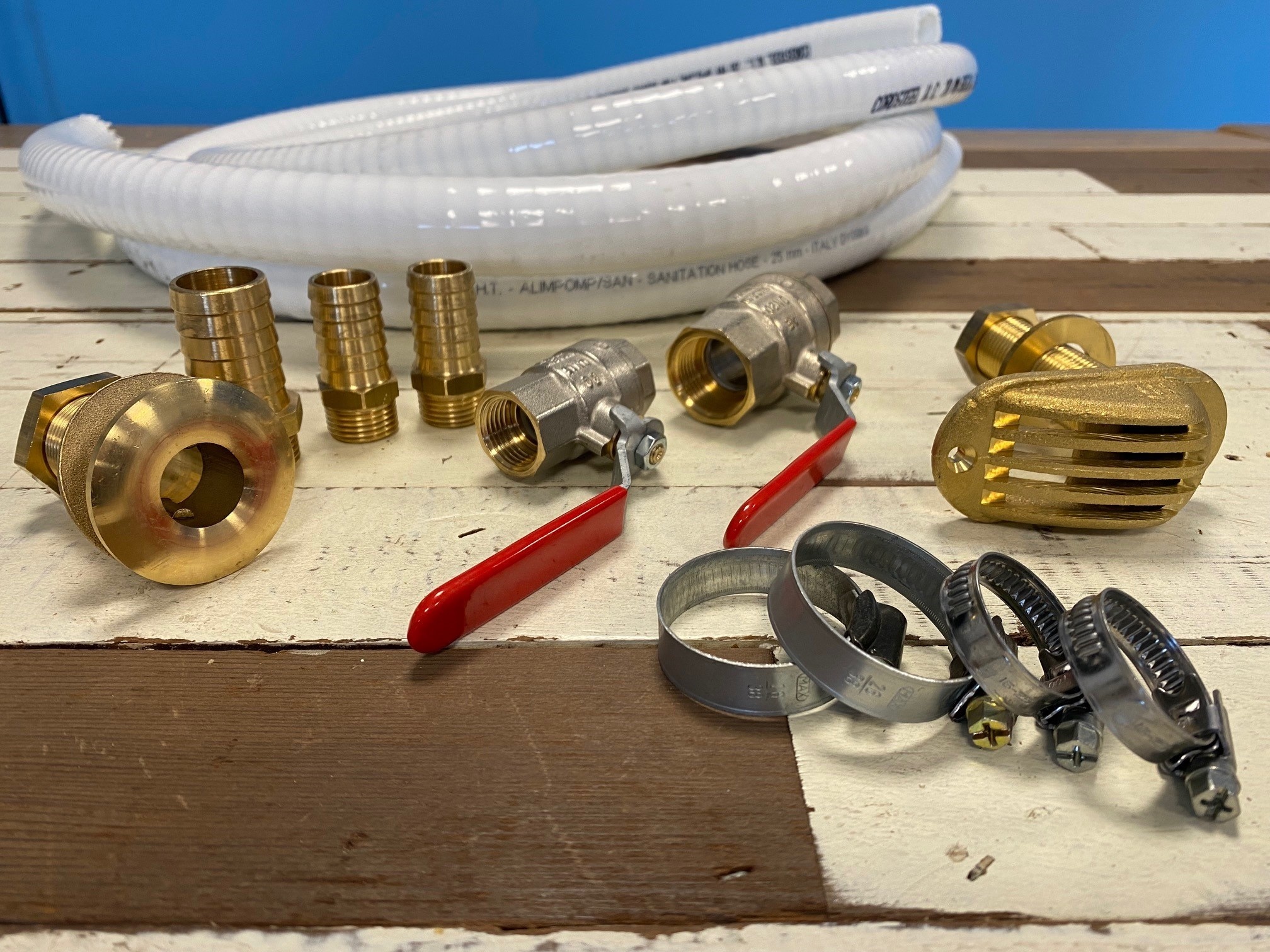 Aansluitset voor elektrisch toilet