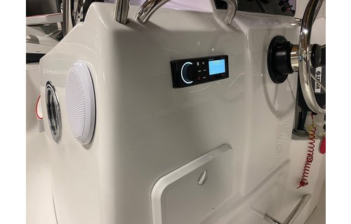 Fusion MS-RA70 FM/USB/Bluetooth