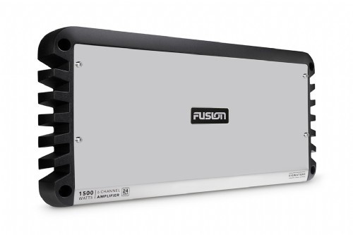Fusion SG-24DA61500 6-kanaals 24 Volt versterker