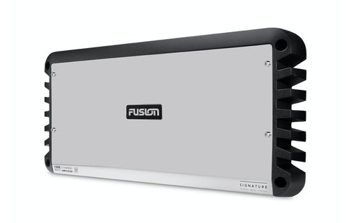Fusion SG-24DA61500 6-kanaals 24 Volt versterker