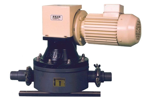 Allpa Membraanpomp PVM 0 5  12V/45A  70l/min  zelfaanzuigend tot 3m  slangaansluiting Ø38mm
