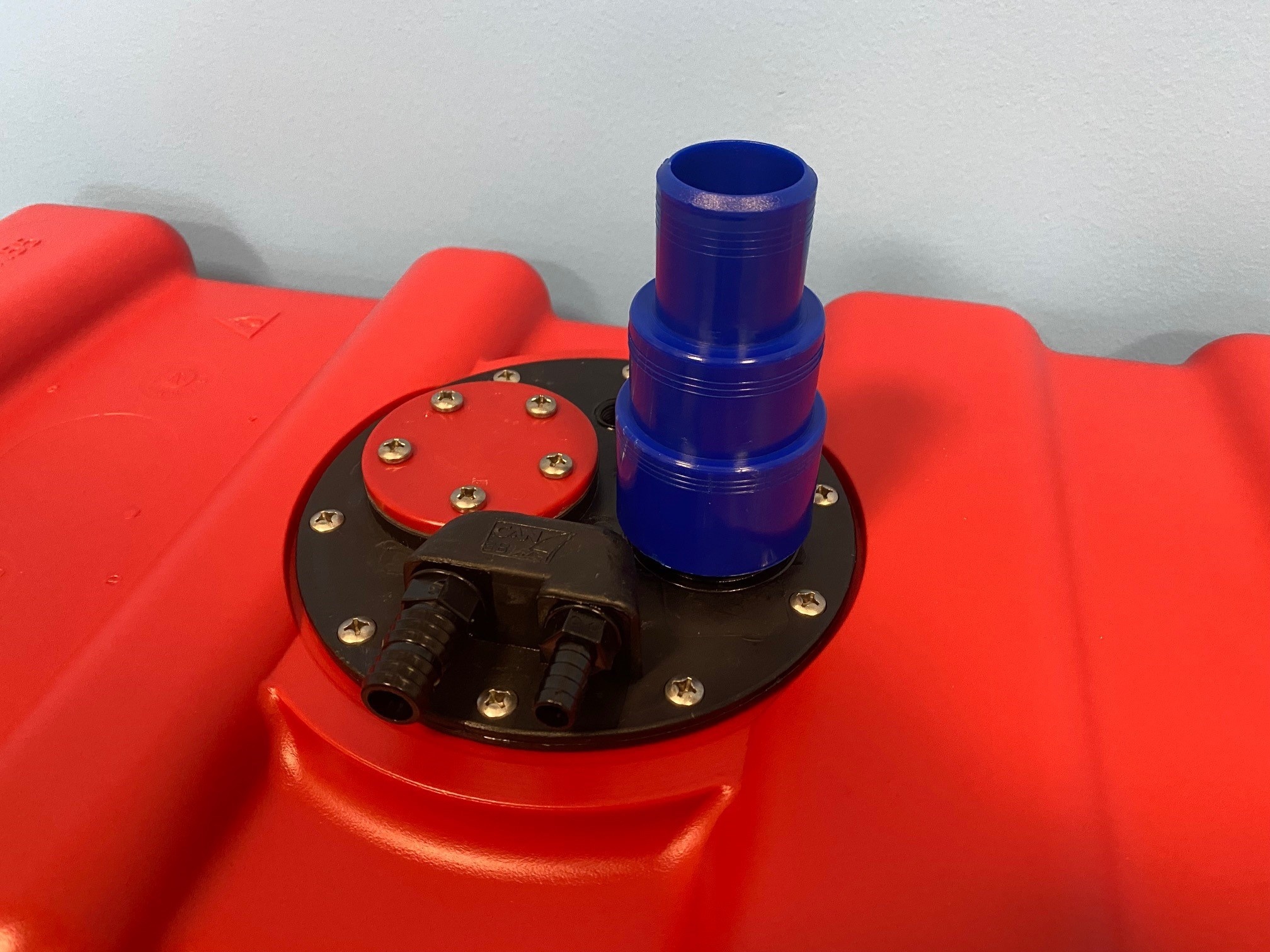 Kunststof inbouw brandstoftank 55 liter