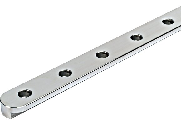 Antal Aluminium T-rail 32x6  gatmaat Ø6mm  gatafstand 50mm (zilver geanodiseerd)